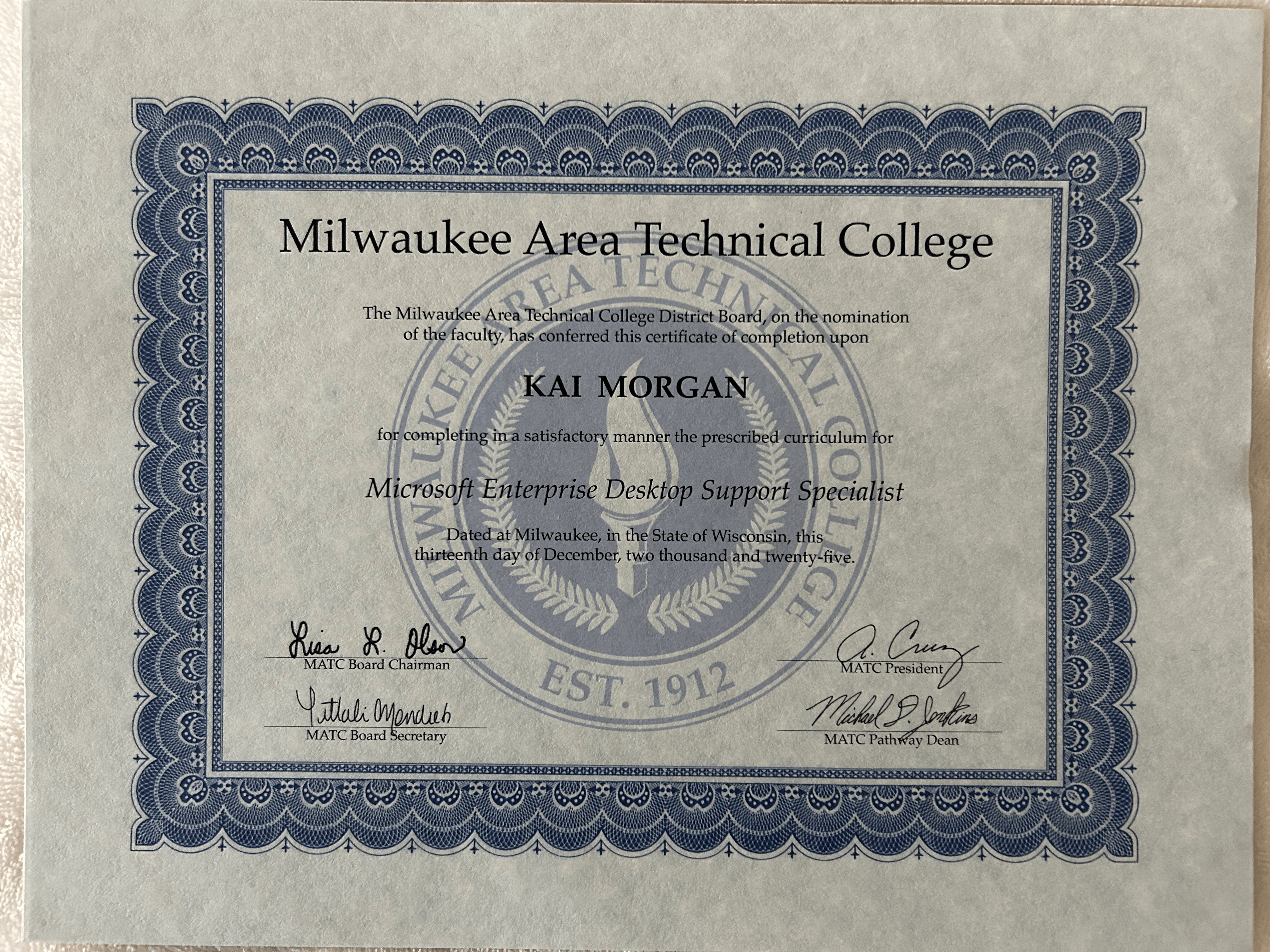 Microsoft Enterprise Desktop Support Specialist certificate badge
